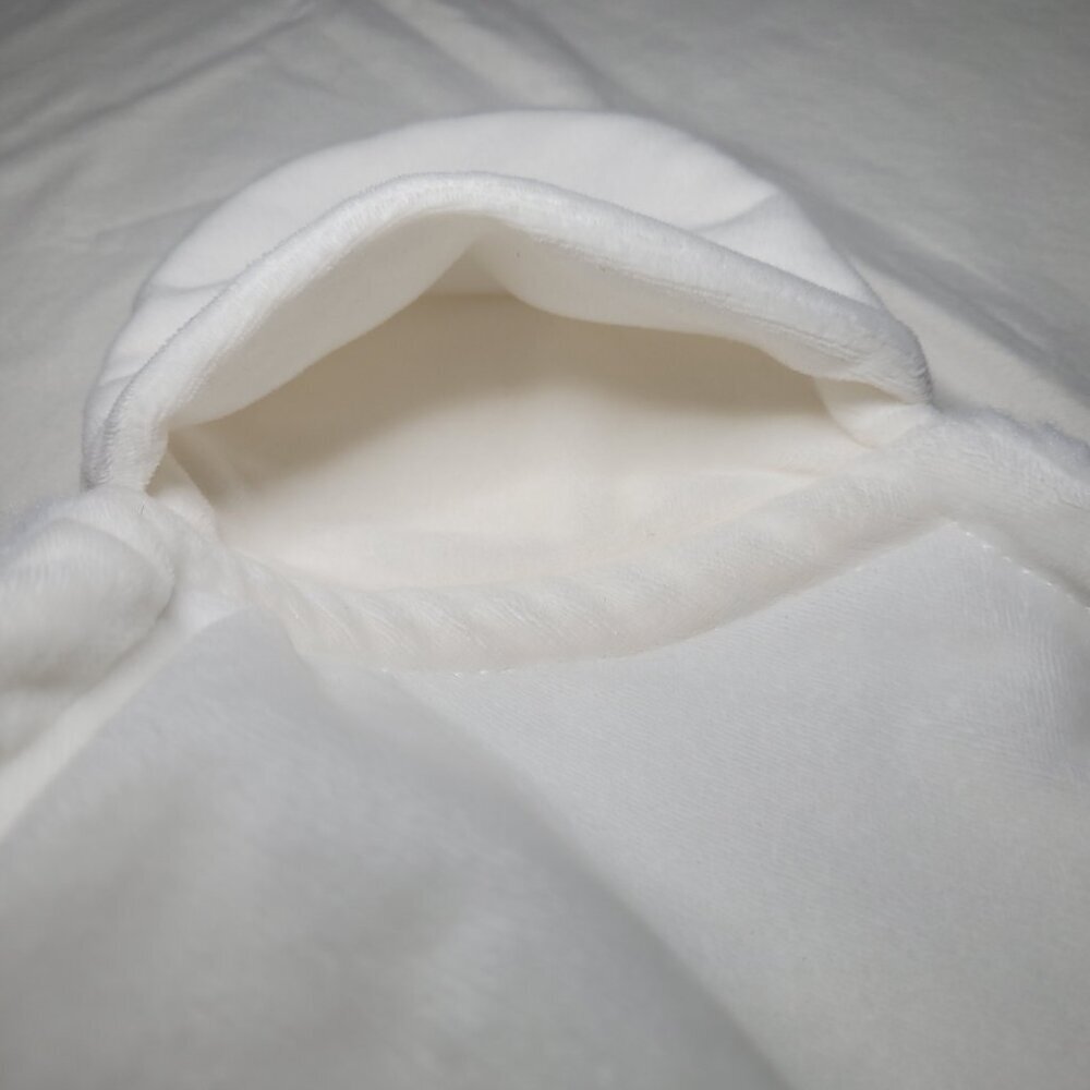 Pillowfort Unicorn Hooded Blanket 40x50 Super Soft White - Picture 12 of 13